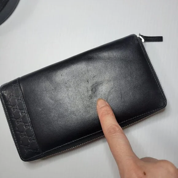 GUCCI embossed leather logo zip around long wallet black - Picture 12 of 15